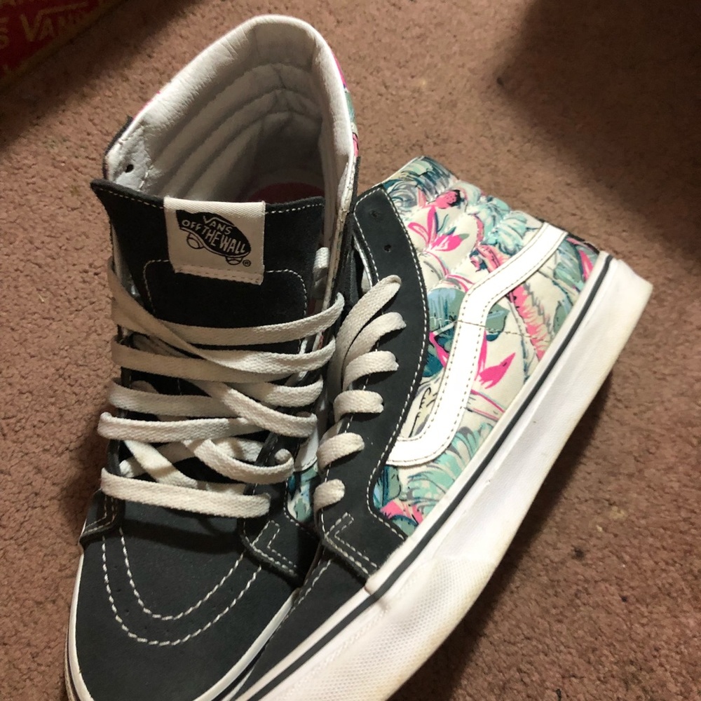 Sk8-hi Vans - Picture 5 of 8